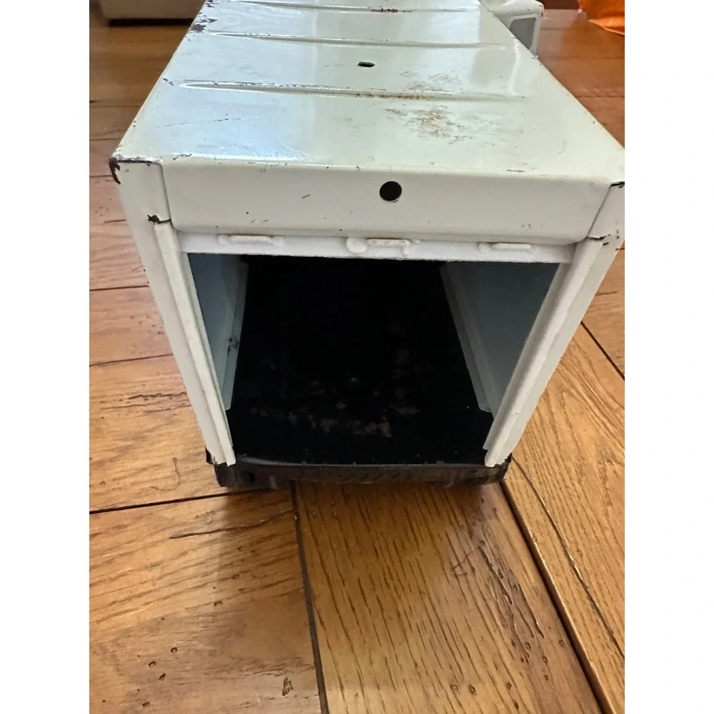 vtg keebler metal‎ 18 wheeler toy